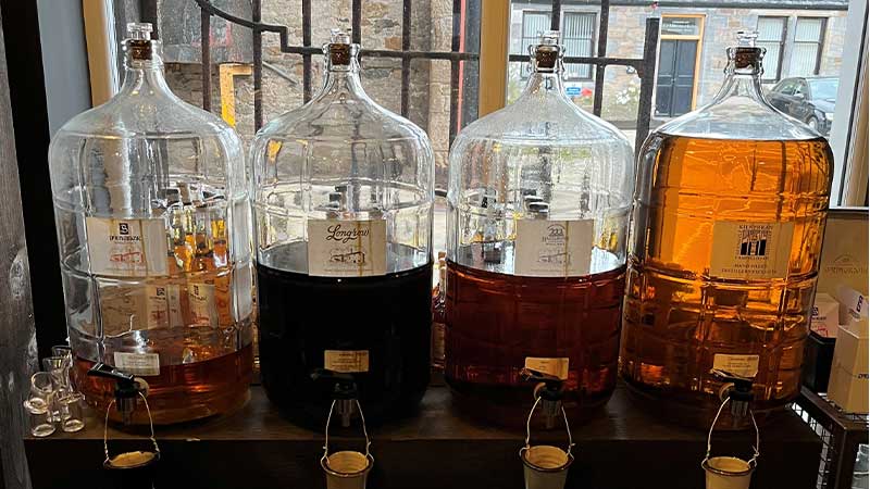 Rökig, oljig och komplex whisky från Springbank i Campbeltown – res dit med Tjörnarpsbuss