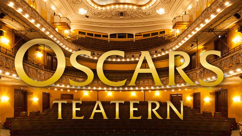 Oscarsteaterns pampiga salong med klassisk teaterinteri�r under en teaterresa under en weekend i Stockholm. 