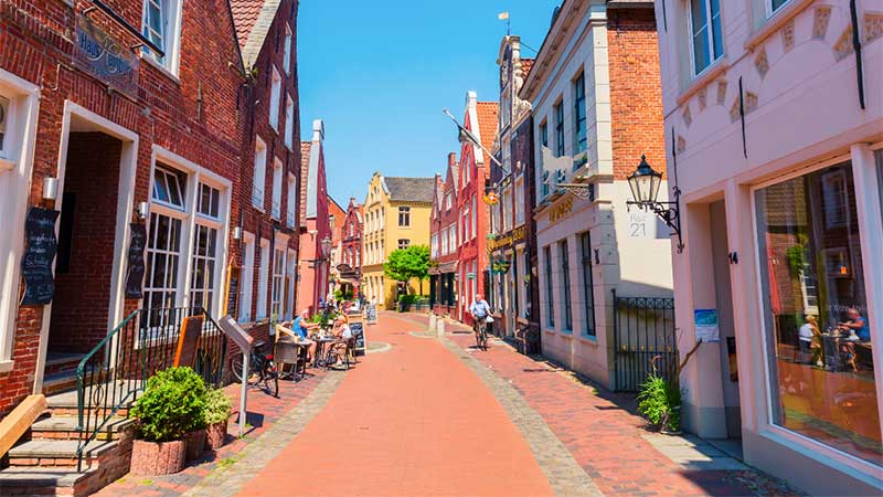 Langeoog  i Nordsjn  ostfrisisk  med sandstrand och UNESCO skyddat tidvattenslandskap