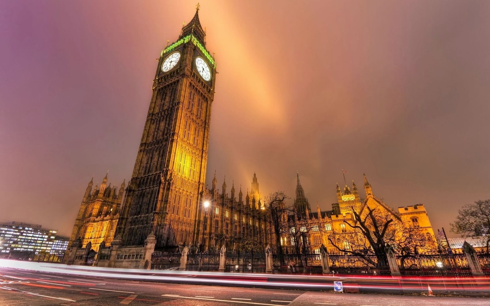 London med ABBA voyage